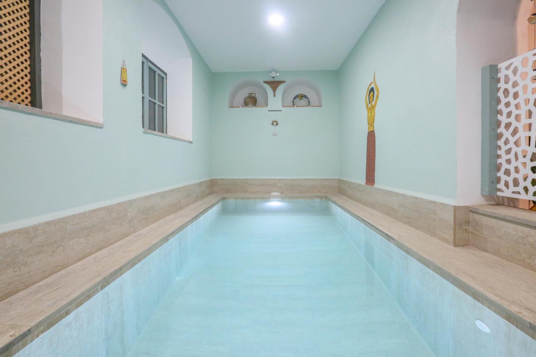 Casa Senorial Con Piscina. Casa Donna Isabel Guest House Penaflor Exterior photo